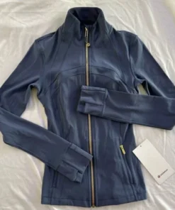 lululemon exercise clothes​