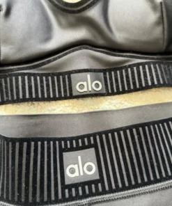 alo yoga clothes near me